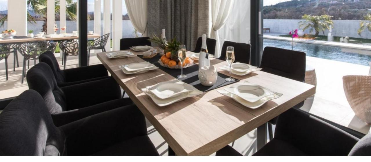Villa Milly Vrh  외부 사진